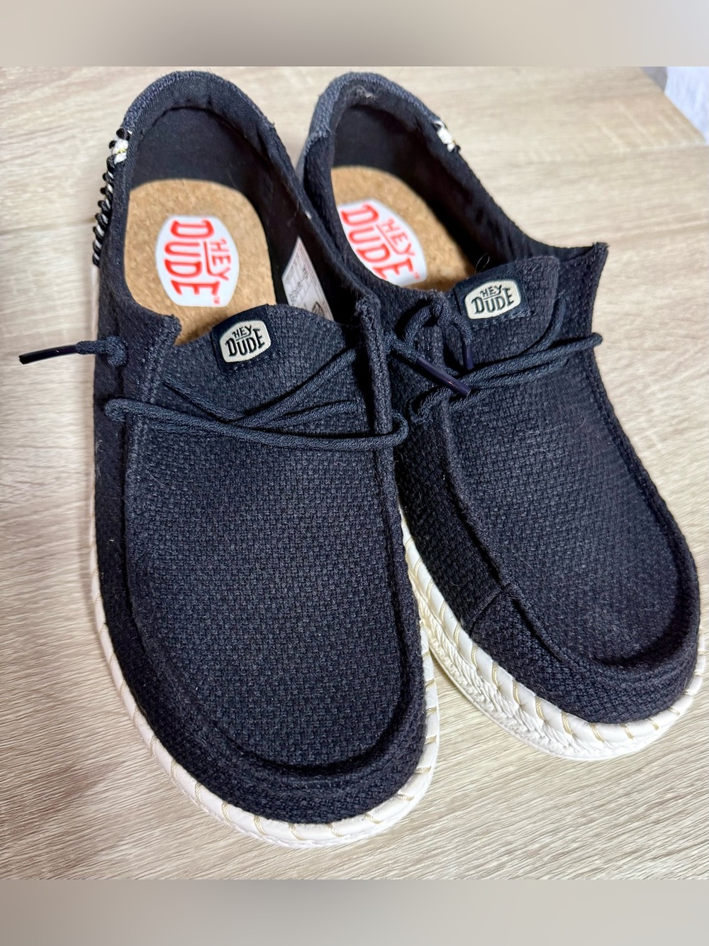 Hey Dude Wendy Slip-on Shoes, Sz 9.  NWOB - Picture 5 of 7